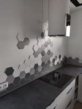 Ukladanie glazury nad blatem kuchennym, Radek Usługi Budowlane Siekierko Radosław, Białystok