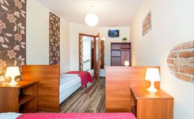 pokój trzyosobowy, Green Hostel, Toruń