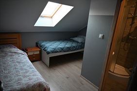 pokój pięcioosobowy, Kwatery pracownicze Łukasz Rybicki, Grębocin