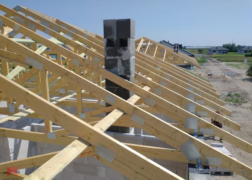 Prefabrykowane konstrukcje drewnianych dachów , Mistral Kwiatkowski I Wspólnicy Sp.k., Pikutkowo