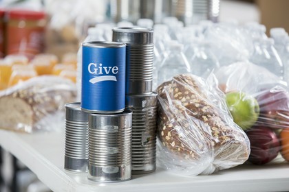 żywność dla potrzebujących