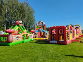 wypożyczalnia dmuchańców, Party Kids Andrzej Synak, Turze