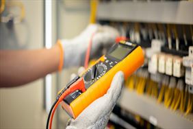naprawa instalacji elektrycznej, Faza-Ekspert Sp. z o.o., Gdańsk