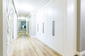 szafa, Paweł Stencel Wyrób Mebli i Trumien, Sierakowice