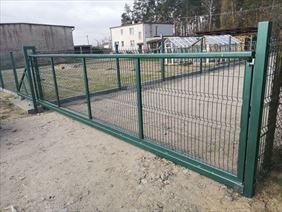 brama, Domistal Marcin Czarnowski, Chojnice