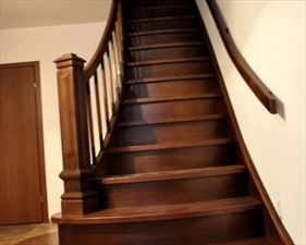 schody klasyczne z drewna, Drewkom Projektowanie Doradztwo Usługi Mgr.inż. Michał Kotowski, Pogórze