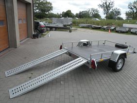 sprzedaż przyczep, Sprzedaż i wypożyczalnia przyczep i lawet, Czarlin