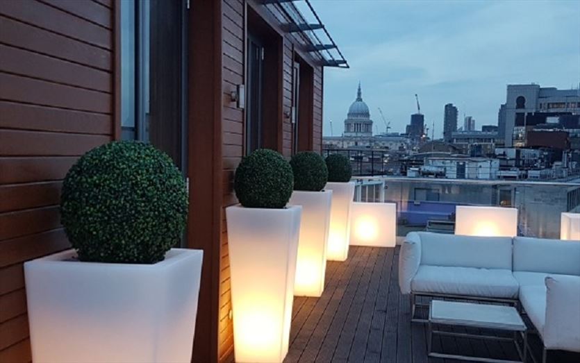 Sprzedaż dekoracji na taras i do ogrodów, Ogród i Dom, Warszawa