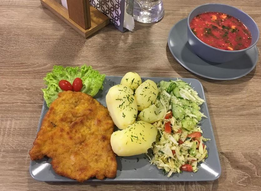 Dania obiadowe kuchni polskiej, Restauracja Ratuszowa, Pajęczno