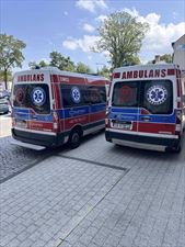 transport osób z uzależnieniami do ośrodka specjalistycznego, Dartmed Sp. z o.o., Ruda Śląska