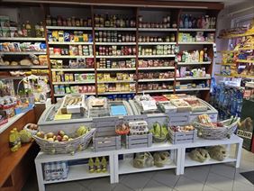 sklep, Sklep spożywczy DELIKATESY u BOGI, Tychy