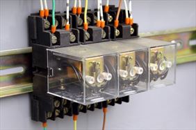 elektroniczne urządzenia, Zakład Elektroniki s.c. Piotr Rakowski Urszula Wantuła-Rakowska, Ustroń