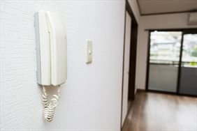 montaż domofonów, Błażej Łepik Usługi budowlane, remontowe i elektryczne, Łaziska