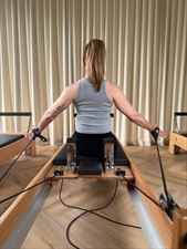 zajęcia pilates na reformerze, Luna Katarzyna Pielka Katarzyna Stanuch s.c., Katowice