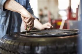 wulkanizacja, Moto-Rem Firma handlowo-usługowa Bogumiła Kurek, Katowice