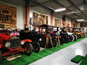 muzeum Forda, Muzeum Ford Mobil, Będzin