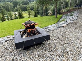 Mucharskie Stodoły, Mucharskie Stodoły Ewa Pęcikiewicz, Jaszczurowa