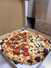 pizza, The Slice Tychy - pizzeria i pizza na kawałki, Tychy