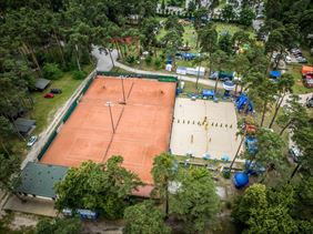 korty, Kozienickie Centrum Rekreacji i Sportu, Kozienice