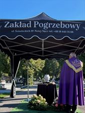 urna karawan, Zakład pogrzebowy w Nowym Sączu, Nowy Sącz