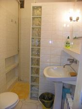 łazienka, Pokoje gościnne obok Sanktuarium w Łagiewnikach, Kraków