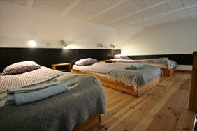 miejsce na nocleg, noclegi, pokoje gościnne, Bed & Breakfast Mikunda Restauracja i Noclegi. Pokoje gościnne, kwatery dla pracowników, Chrzanów