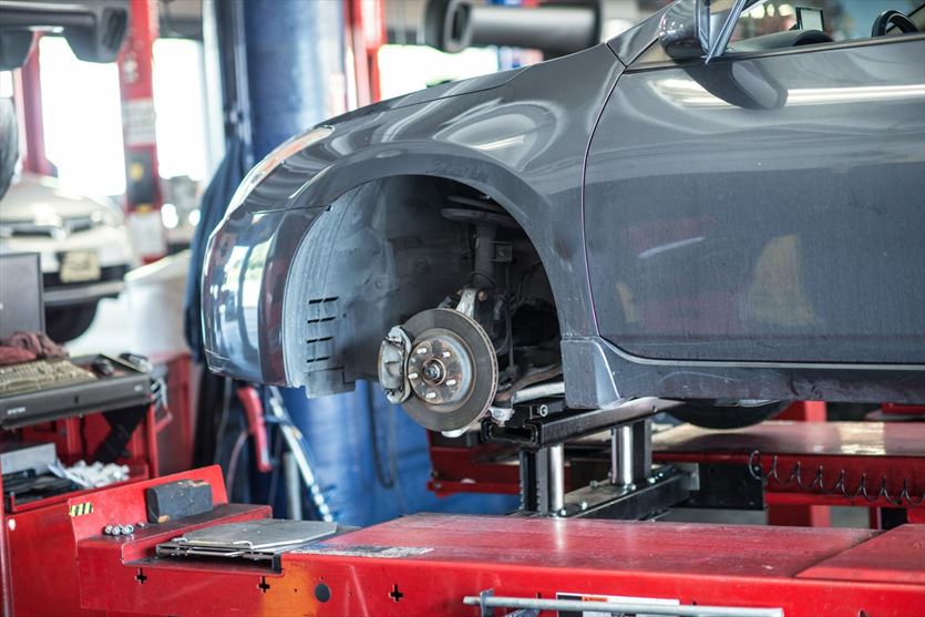 Lakier i blacha – perfekcja w każdym detalu, Blacharstwo, Lakiernictwo Auto-Naprawa Grzegorz Piątkowski, Ostrowiec Świętokrzyski