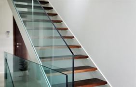 szklana balustrada, Bo-Glass Zakład Szklarski Robert Kaczmarczyk, Bochnia