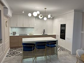 meble, Meble Paweł Karamański, Stanisław Dolny