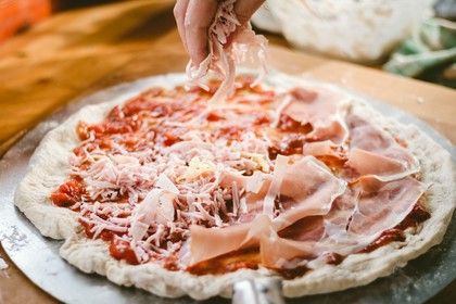 Pizza z szynką