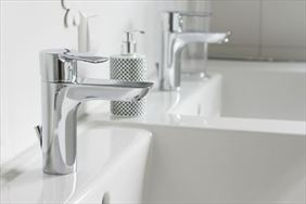 armatura, Krakbud Sp.j. Przedsiębiorstwo Handlowo-Usługowe Adam Krakowski Bogdan Malik, Zakliczyn