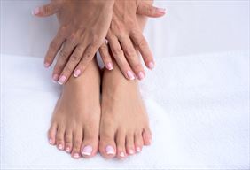 manicure, Izabela Załęska CosmoMed Expert, Kraków
