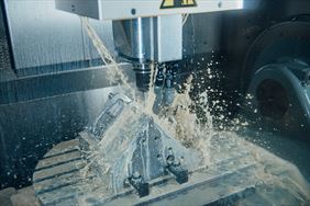 cięcie wodą, Amstal Obróbka metali Maciej Jóźkiewicz, Modlnica