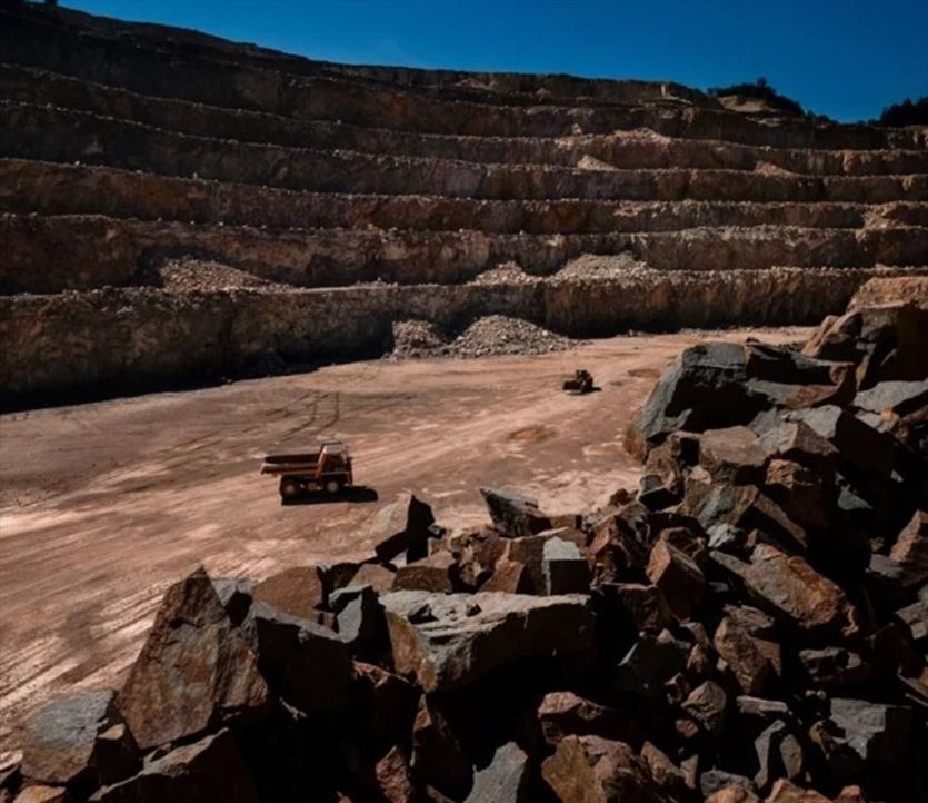 Wydobycie i sprzedaż kruszyw drogowych, Kopalnie Diabazu Niedźwiedzia Góra, Tenczynek