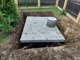 budowa szamba, Prace ziemne i usługi mini koparką Dok-Bud Grzegorz Doktór, Podwale