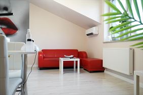 gabinet kosmetyczny, Gabinet Kosmetologiczny i Medycyny Estetycznej - La Vital, Łódź