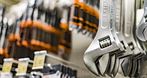 Elektrotools Daniel Peda, odzież robocza, odzież ochronna, kraty WEMA, Kutno