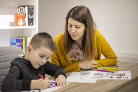 nauka, Terapeutyczno-Integracyjne Przedszkole - Żłobek Receptorek, Bełchatów