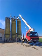 podnośnik koszowy na wynajem z operatorem, Wynajem podnośnika koszowego do 30 metrów Wysmat Tomasz Matys, Kalisz