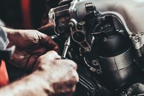 serwis motocykli, Marcin Mruklik Bobi Garage, Ładzice