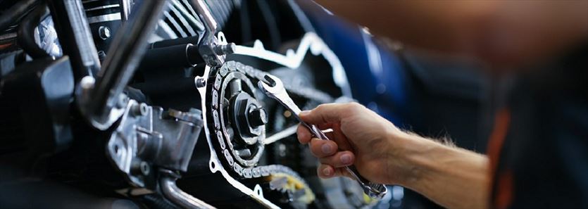 Naprawy powypadkowe motocykli, Marcin Mruklik Bobi Garage, Ładzice