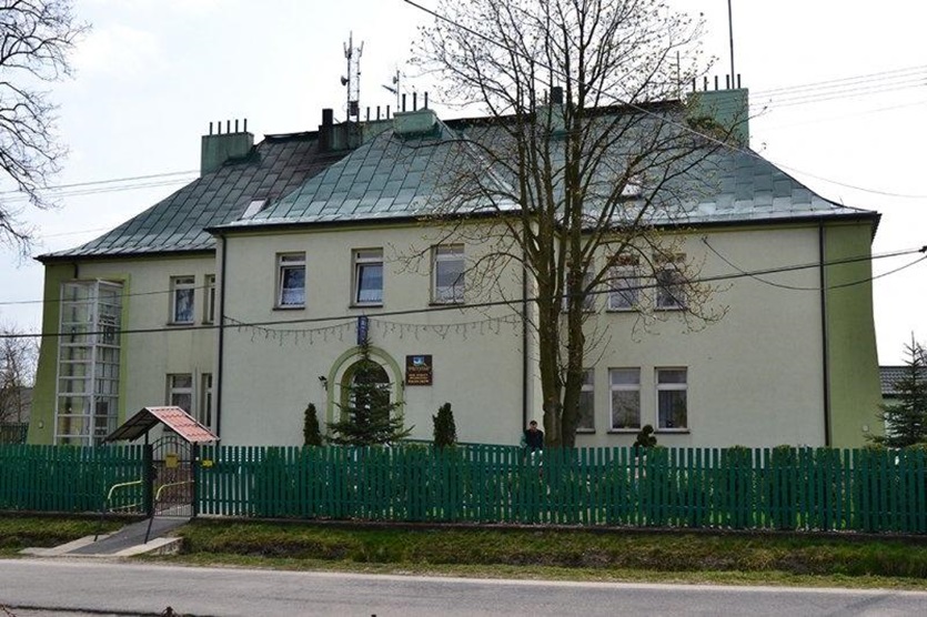 Placówka dla kobiet i mężczyzn, Przystań Dom Pomocy Społecznej, Wroników
