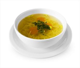 rosół z makaronem, Bistro Poezja Smaków Paulina Tasz, Krosno