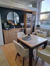 jadalnia, Salon Partnerski Black Red White, Przeworsk