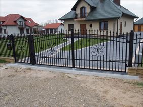 brama, Metal-styl Chamot Krzysztof, Nowosielec