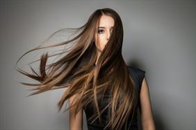 przedłużanie włosów, Przedłużanie włosów Nano Kapsułki - Yelyzaveta Lohina Elite Hair, Lublin