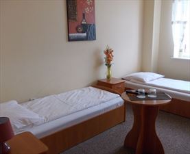 hotel, Hotel i Restauracja Grochowski, Łuków