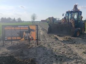 koparko-ładowarka, Trans-Kop Usługi Koparko-Ładowarką Mateusz Zdunek, Sobolew