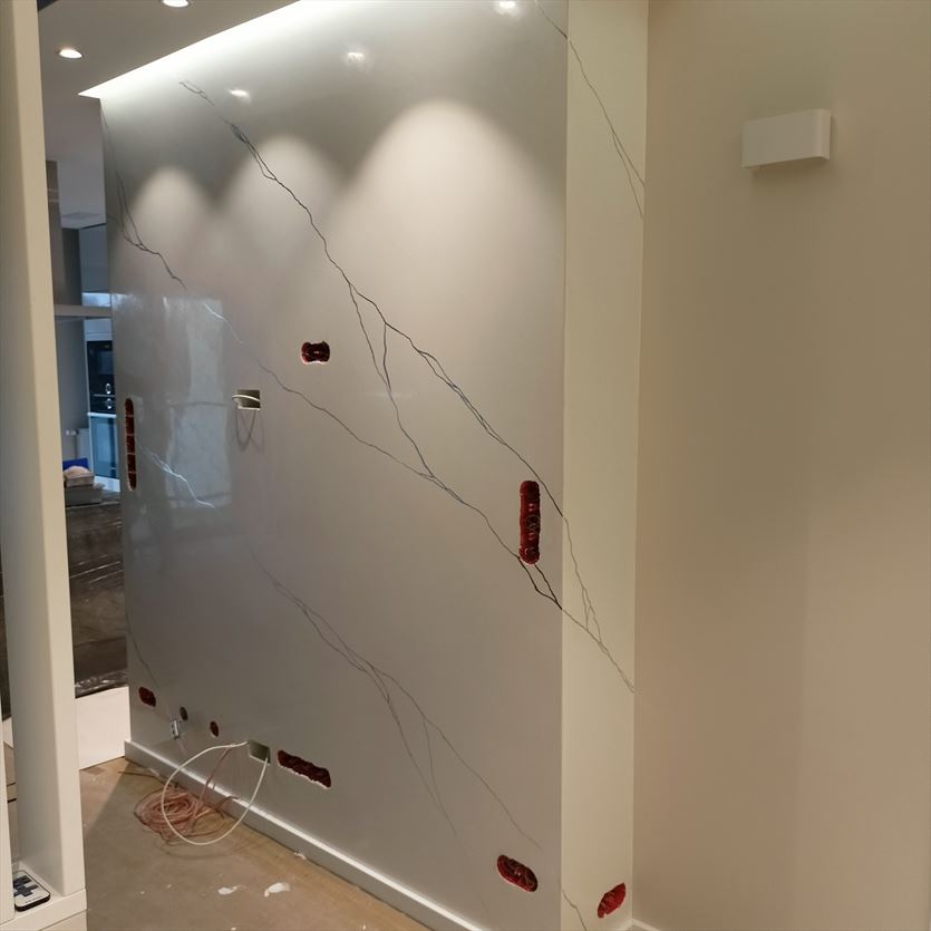 Tynki ozdobne na ścianach, Fabryka Ścian - Artystyczne Tynki Dekoracyjne i Sufity Napinane, Okszów