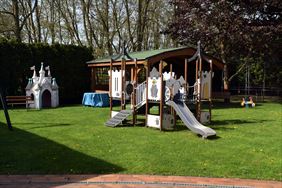 plac zabaw, Klub dziecięcy Pluszak, Iława